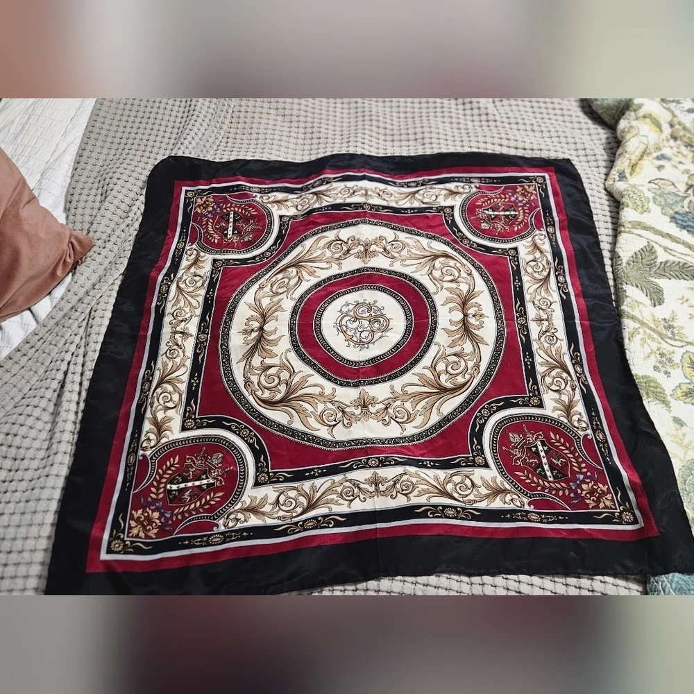 Vintage 1980s Silk Heraldic Shield Versace Style Large Sqaure Scarf. Red/Black. - Picture 4 of 11